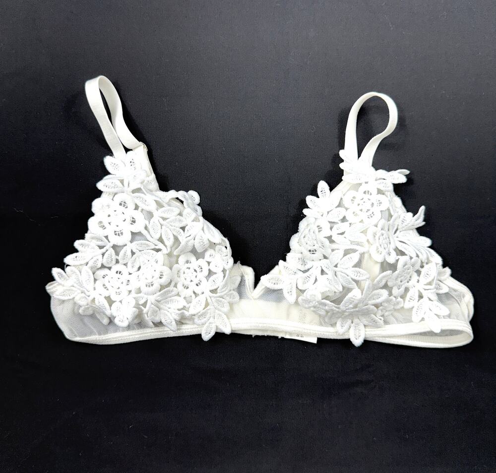 White Triangle Lace Bralette Sz S
